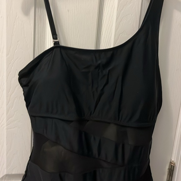 NWT Blooming Jelly Padded one piece Swim Suit in Black/ size XL - Picture 4 of 4